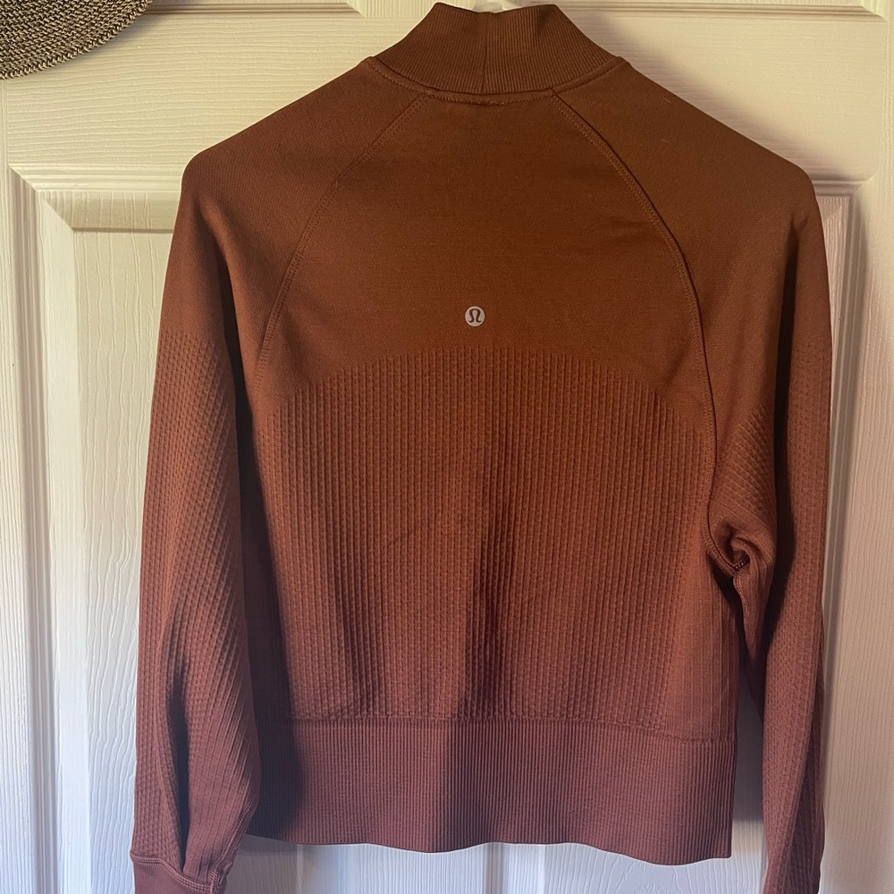 Womens lululemon burnt orange sweater size 2